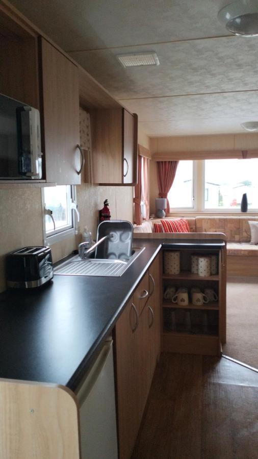 Seascape - Blue Dolphin Holiday Park Gristhorpe Exterior foto