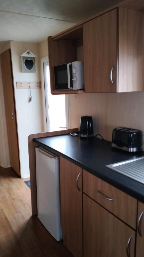 Seascape - Blue Dolphin Holiday Park Gristhorpe Exterior foto
